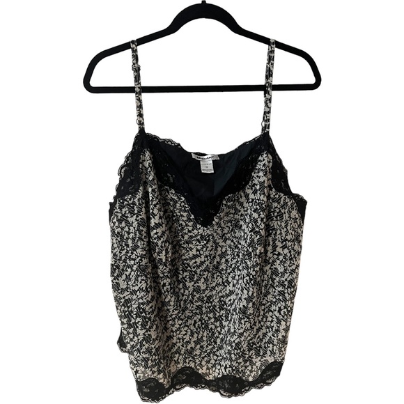Nygard Collection Tops - A Nygard Collection Camisole in size 22
